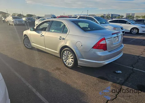 2011 Ford Fusion Hybrid from USA, damaged, VIN 3FADP0L36BR251407